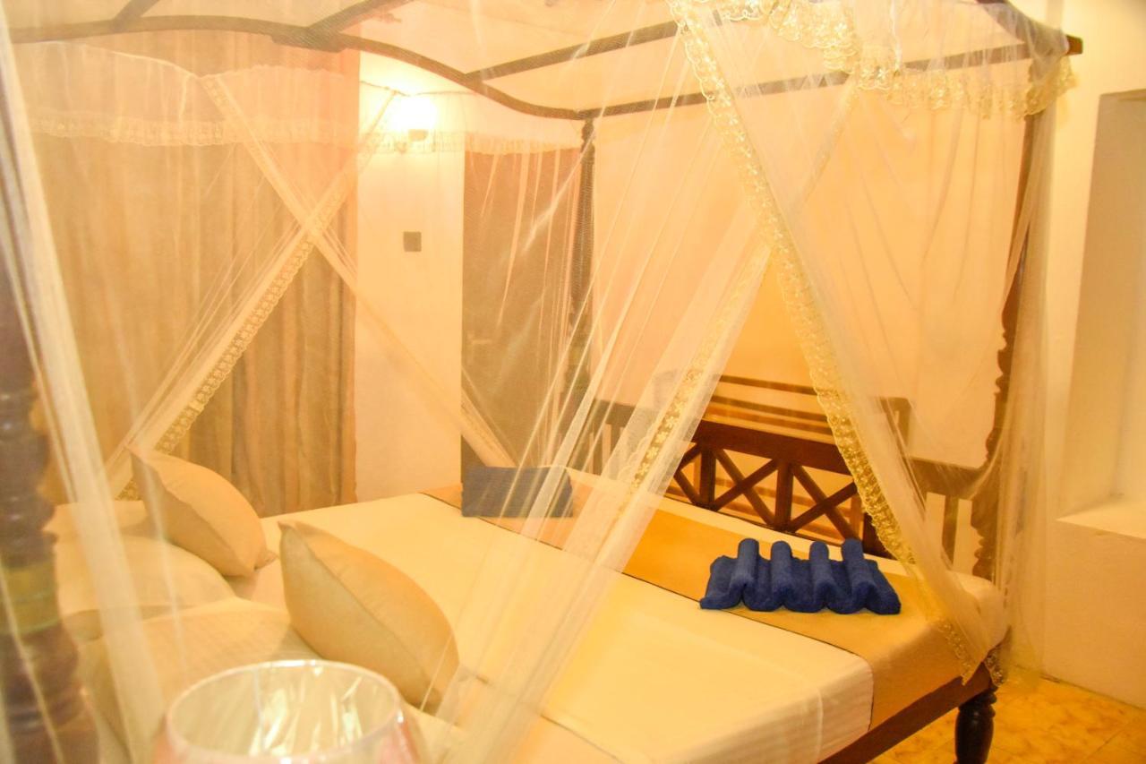 Oriental Rest Hotel Hikkaduwa Buitenkant foto