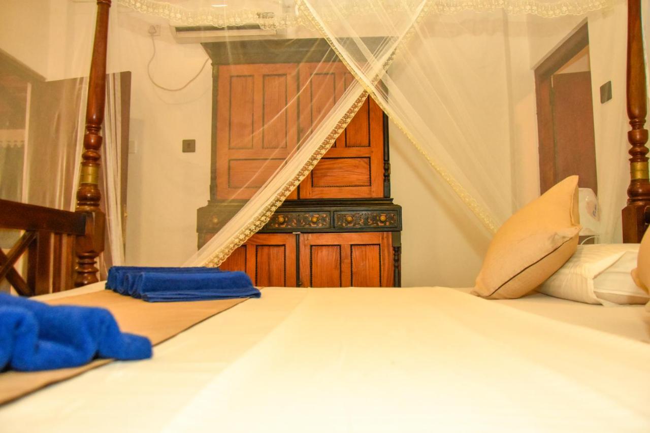 Oriental Rest Hotel Hikkaduwa Buitenkant foto