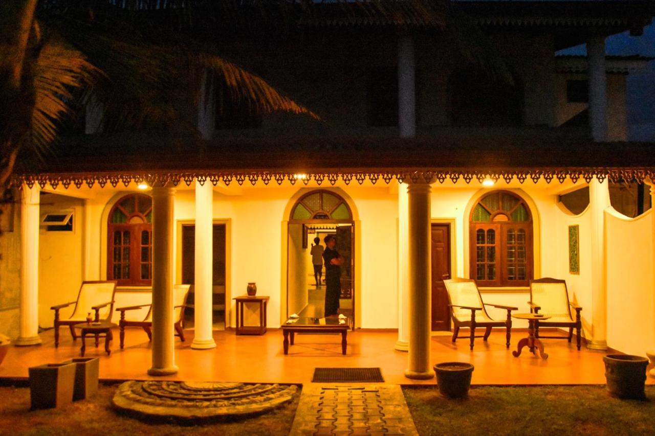 Oriental Rest Hotel Hikkaduwa Buitenkant foto