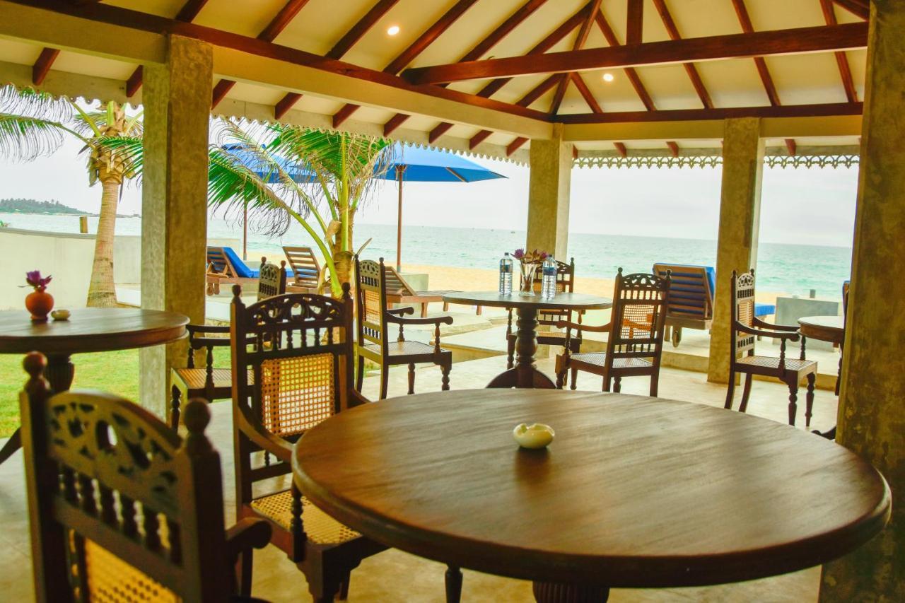Oriental Rest Hotel Hikkaduwa Buitenkant foto