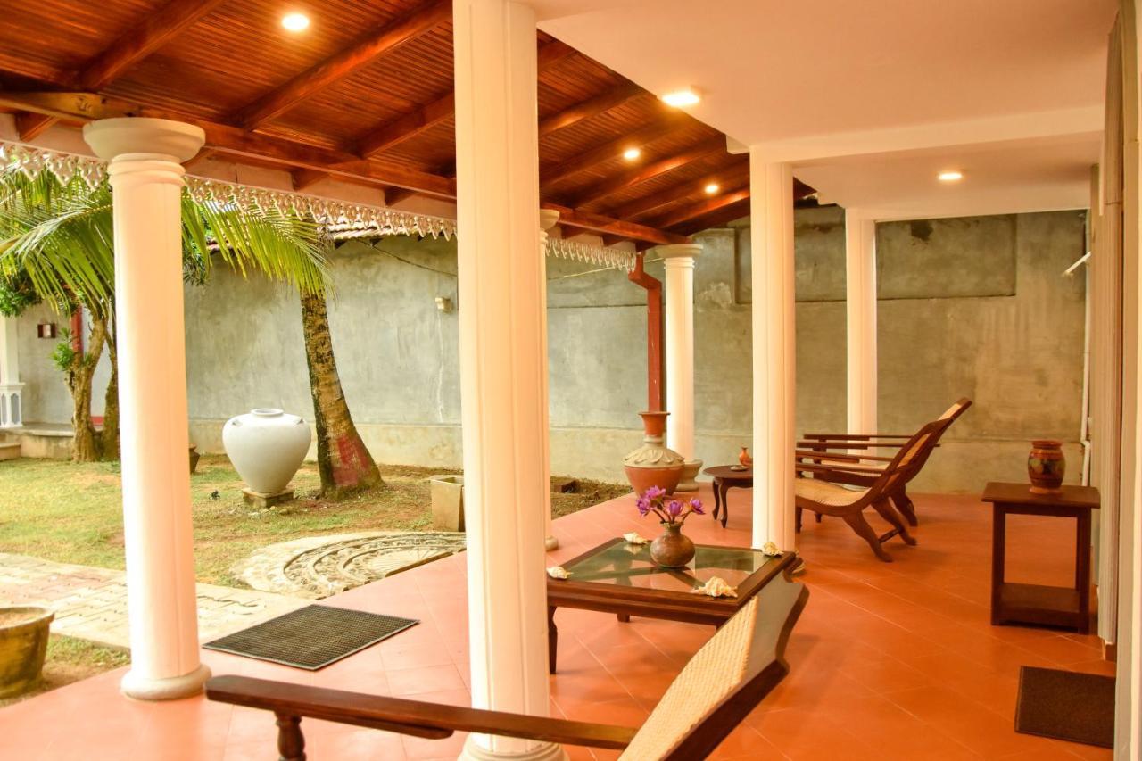 Oriental Rest Hotel Hikkaduwa Buitenkant foto