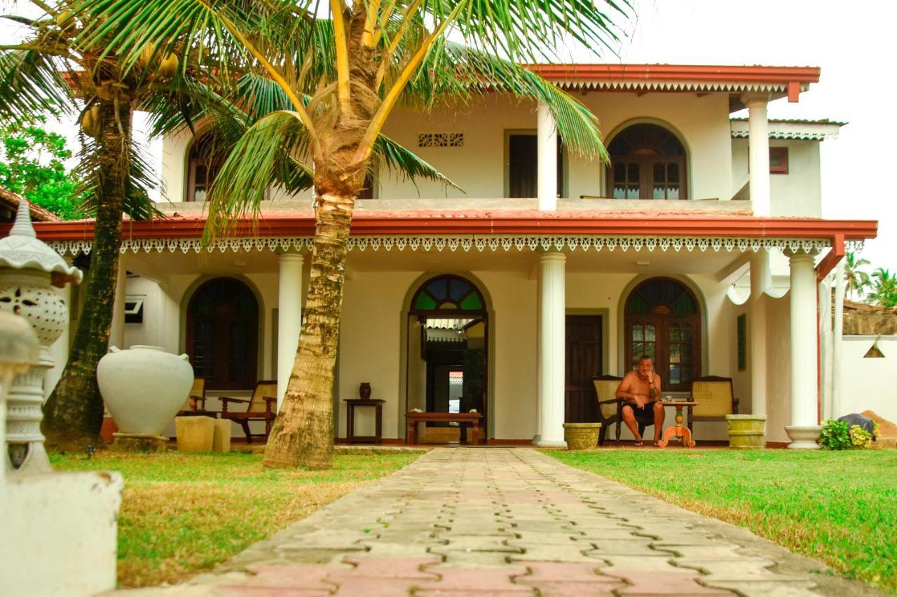 Oriental Rest Hotel Hikkaduwa Buitenkant foto